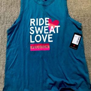 Peloton tank